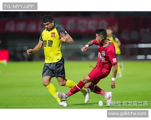 武汉羽毛球队以59分稳居邀请赛积分榜首位展现强劲实力 武汉羽毛球队以59分稳居邀请赛积分榜首位展现强劲实力