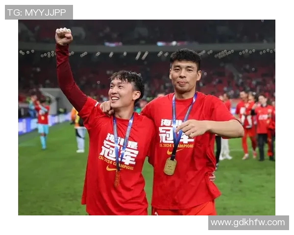 武汉足球队世锦赛精彩表现分析团队配合与战术执行的完美结合 武汉足球队世锦赛精彩表现分析团队配合与战术执行的完美结合