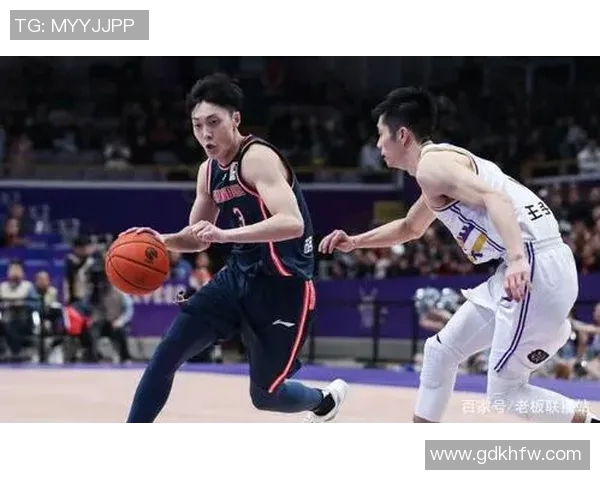 南京篮球队与深圳篮球队赛后分析力量对比与战术总结 南京篮球队与深圳篮球队赛后分析力量对比与战术总结