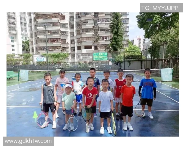 深圳网球队在世界杯预选赛中的技术表现分析与点评 深圳网球队在世界杯预选赛中的技术表现分析与点评